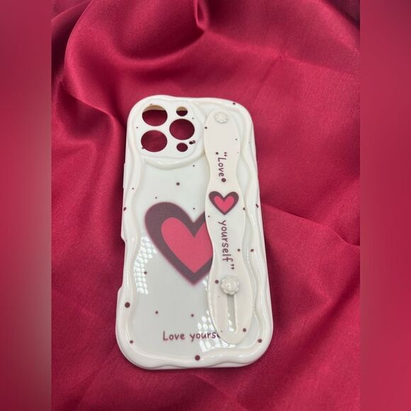 Minimalistic “Love Yourself” iPhone 16 Pro Max Case with Grip Strap - Picture 4 of 6